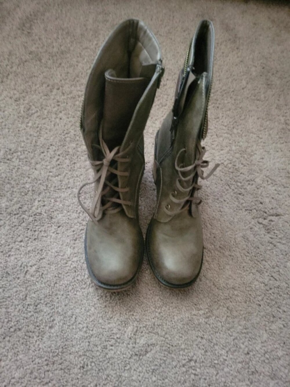 Pierre Dumas Green ankle boots